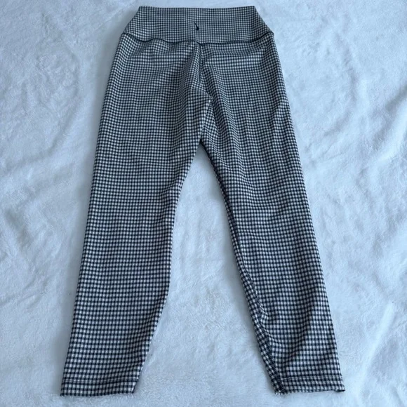 Nike Gingham Leggings Dri Fit Black White Size Medium - Picture 6 of 7